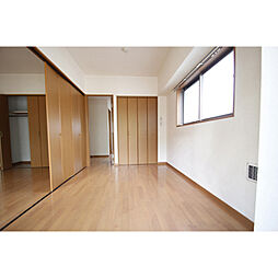 エイブル3 5階2DKのリビング/ダイニング