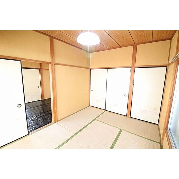 detached 茨城県牛久市栄町1丁目

地図を見る