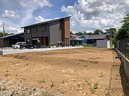 牛久市神谷3　150．94坪　売地