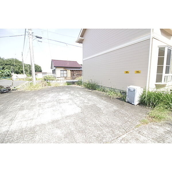 apartment 茨城県稲敷市中山
中山の賃貸情報を見る
物件地図