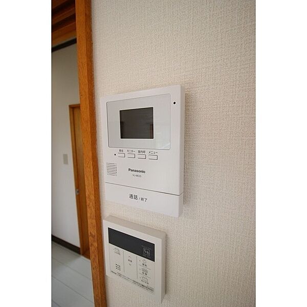 detached 茨城県稲敷市中山

地図を見る