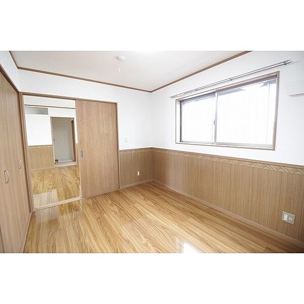 apartment 茨城県龍ケ崎市出し山町
地図を見る