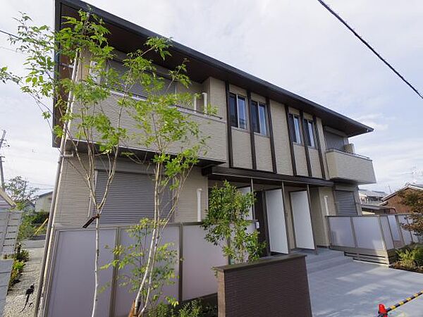 シャーメゾン代官町