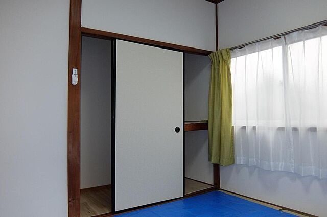 寝室