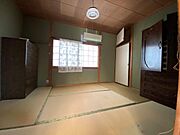 2階　6帖和室