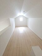 使い勝手の良い小屋裏収納