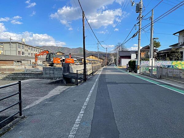 周辺を拡大表示