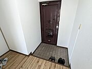 必要十分の広さで家族の靴を並べてください。
