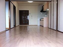 JR山陽本線 天神川駅 徒歩9分の賃貸マンション 9階3LDKのリビング/ダイニング