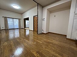 岡野ビル 301 3階4SLDKの室内