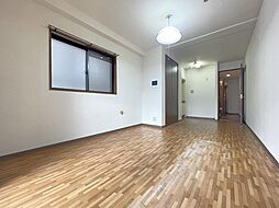 HOMAT2000 301 3階ワンルームの室内