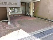 建物前に駐車場があります♪