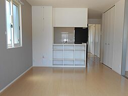 リヴェールK 301 3階2LDKの室内
