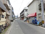 見通しの良い前面道路。