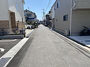 交通量の少ない前面道路
