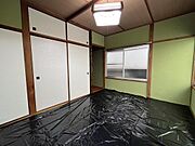天井まで収納がある押入付きの和室6帖♪