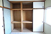 たくさん収納できる和室の大きな押入れ♪