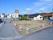 土地向かって右から撮影