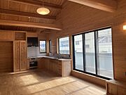 2Ｆ　ＬＤＫ。パントリー付いてます！2Ｆなので解放感有り、陽当り良です♪