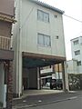 鵜飼駅徒歩8分...