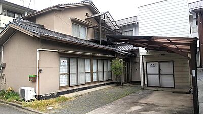 外観:鵜飼駅徒歩4分、24時間スーパーやコンビニなどの生活便利な商業施設が徒歩圏内です。 外観:鵜飼駅徒歩4分、24時間スーパーやコンビニなどの生活便利な商業施設が徒歩圏内です。