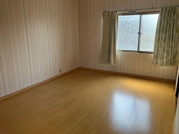洋室を拡大表示