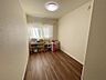 子供部屋：シンプルなデザインのお子様部屋です♪2部屋とも同サイズになっています♪