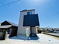 2階部分が張り...