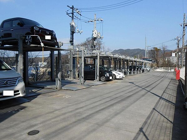 駐車場を拡大表示