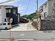 東側からの進入道