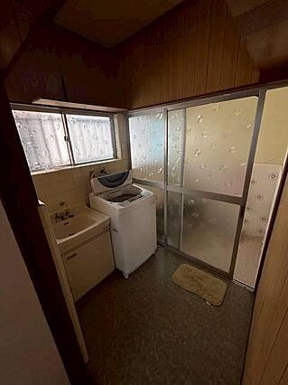 洗面台・洗濯機...