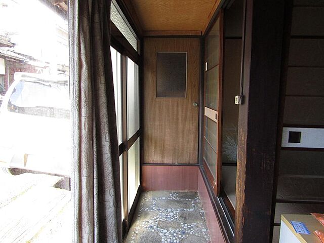 玄関