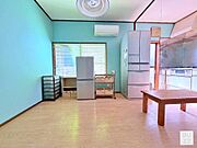 【平屋建】大きな冷蔵庫やダイニングテーブルを置いても、動線をしっかり確保できる広々としたレイアウト。家族が自然と集まる憩いの場に♪