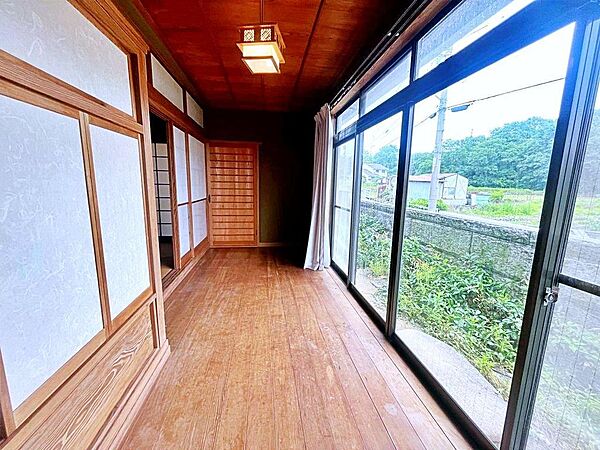 室内を拡大表示
