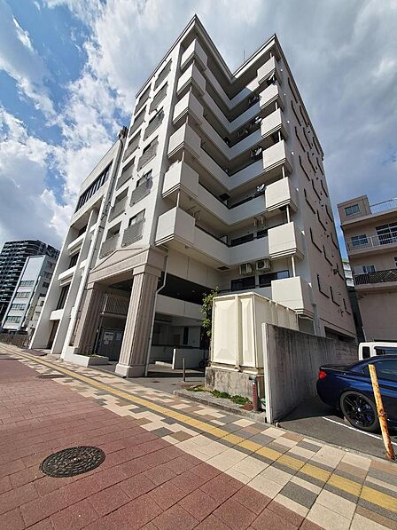 市内中心部まで徒歩圏内の好立地!セカンドハウスにもいかがでしょうか。