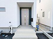 ＼土日もご案内可能です／ ？ご家族・お友達とご一緒に、みんなでワイワイ見学しませんか？(^^)