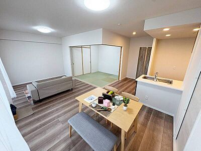 外観：プレサンスロジェ西崎レーヴタワー？土日もご案内可能です♪