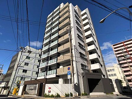 外観(2019年10月築・地上11階建)