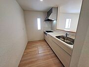 調理スペースと動線の取り方が整っています