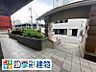 エントランス前のアプローチ
