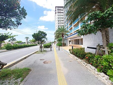 前面歩道