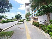 前面歩道