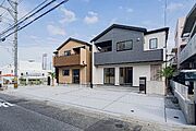 《完成間近》 本日ご見学OKです♪ お気軽にホームトレードセンター沖縄営業所までお問い合わせください♪（同社施工事例写真）
