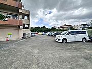 Ｂ棟屋上駐車場