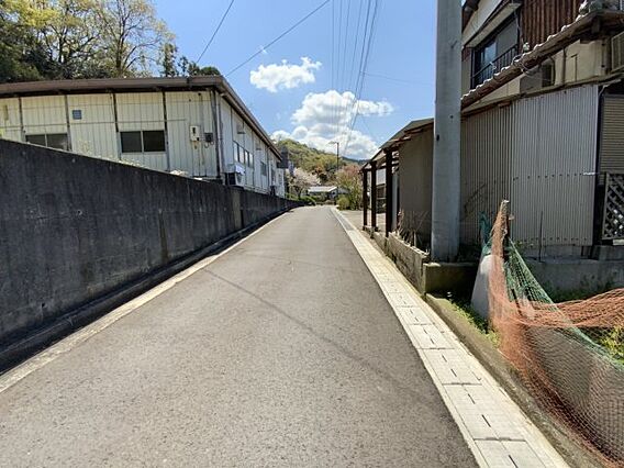 前面道路含む現...
