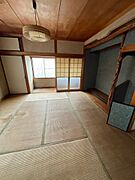 中2階の和室　広縁もあり光が差し込みます
