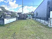 造成計画に基づいた機能的な区画となっており、土地全体を無駄なく活用できます。隣地との境界も明確になるため、将来にわたって安心感のある住まいを実現できます。