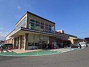 【スーパー】マルヨシセンター　西条店まで1745ｍ