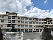 【中学校】西条南中学校まで2088ｍ