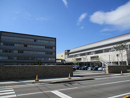 高松市立高松第一高校 距離:522m
